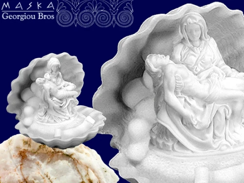Pieta w muszli.jpeg