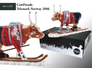 Figurka Krowa CowParade Telemark Norway 2006, Ski Cow - aka Loypelin Lauslam